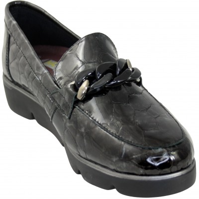 24 Horas 25465 - Women's Patent Leather Dress Moccasins With Metallic Detail