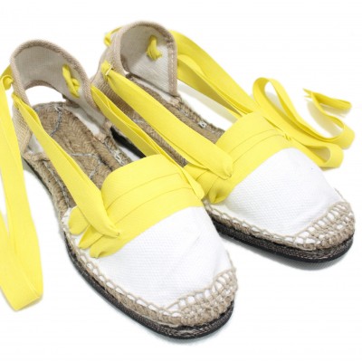 Traditional Espadrilles Flat Rubber Sole Design Three Veins or Innkeeper Color Yellow