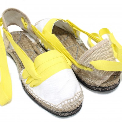 Traditional Espadrilles Flat Rubber Sole Design Three Veins or Innkeeper Color Yellow