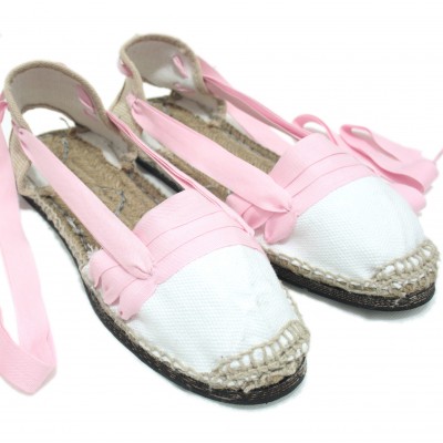 Traditional Espadrilles Flat Rubber Sole Design Three Veins or Innkeeper Color Light Pink